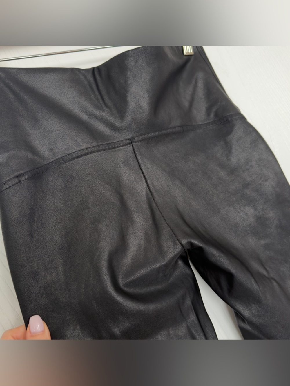 🖤SPANX Faux Leather Leggings XL Black High Rise Sculpting Shaping Vegan Leather - Picture 11 of 12
